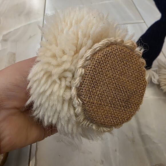 Set of 3 Handmade Nordic Gnome Figurines Tomte Nisse Holiday Decor Yarn - Picture 10 of 16